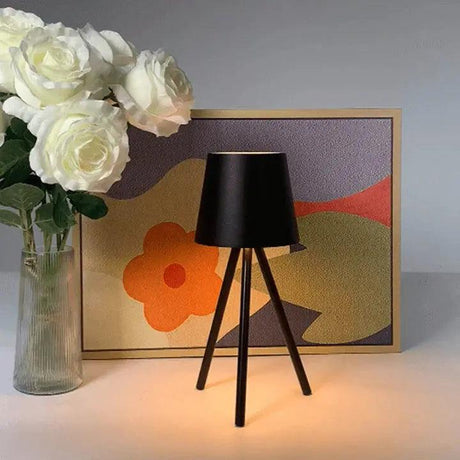Modern Tripod Table Lamp  Matte Black Metal Design - Product detail 9