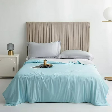 Cooling Summer Bedding  Dual-Sided Temperature Regulating Quilt - Product showcase