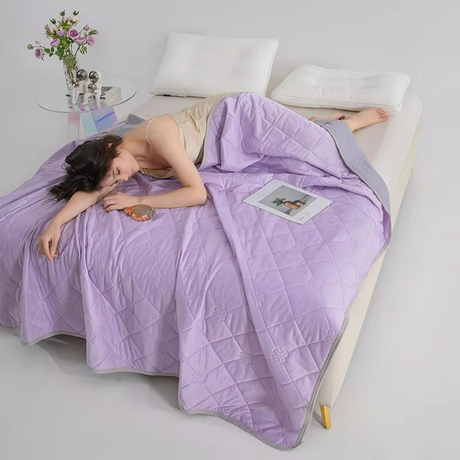 Cooling Summer Comforter  Dual-Sided Temperature Regulating Quilt - Product detail 5