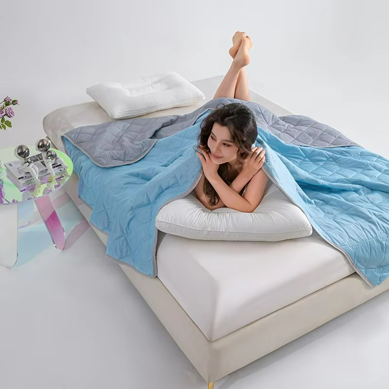 Cooling Summer Comforter  Dual-Sided Temperature Regulating Quilt - Product detail 11