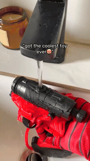 Water Spray Glove  Wearable Garden Cleaning Tool - Detailed view