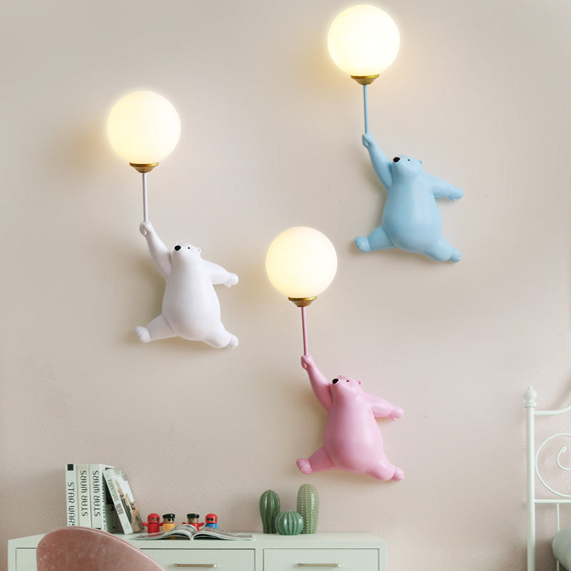 Bear Wall Light  Playful LED Lamp With Balloon - Product example