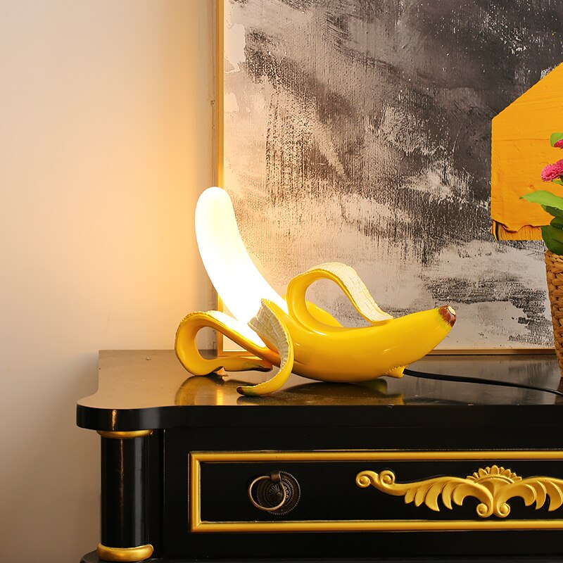 Art Deco Table Lamp  Banana-Shaped Gold Metal Design - Product detail 6