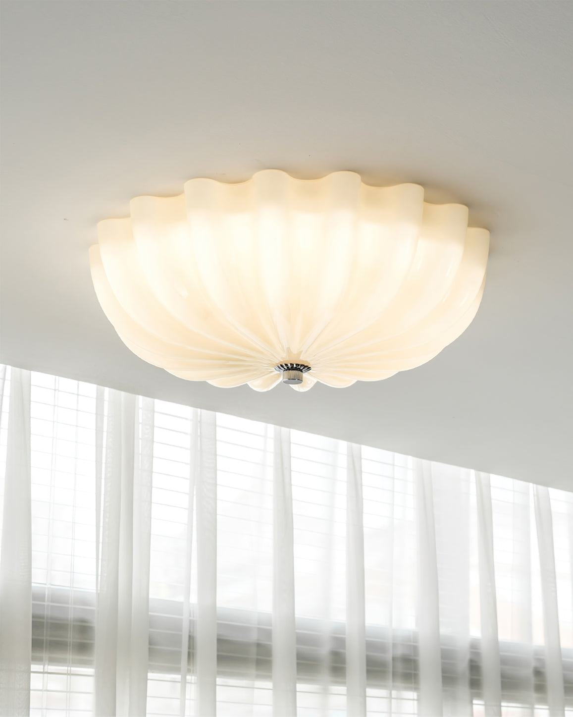 Art Deco Ceiling Light  Shell Glass Design - Product detail 13