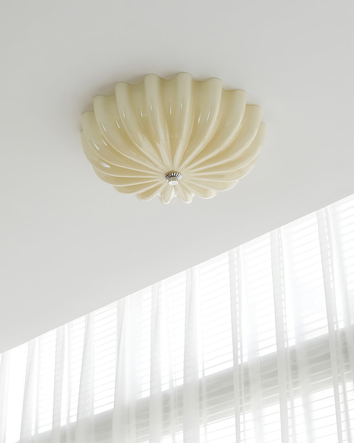 Art Deco Ceiling Light  Shell Glass Design - Product detail 15