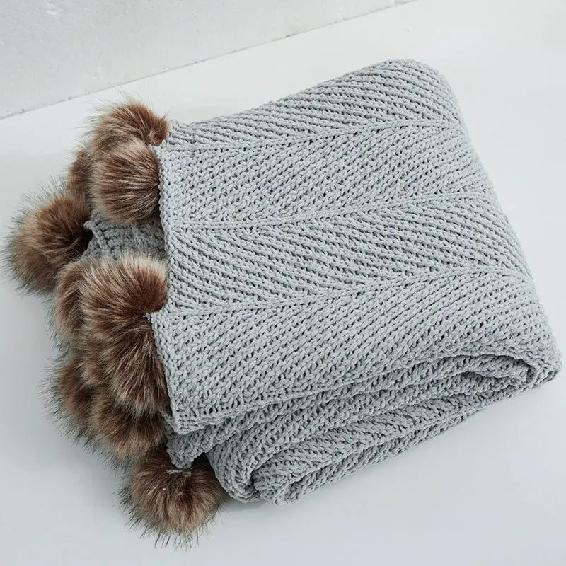 Chunky Knit Throw Blanket  Chenille Pom Pom Design - Product detail 6