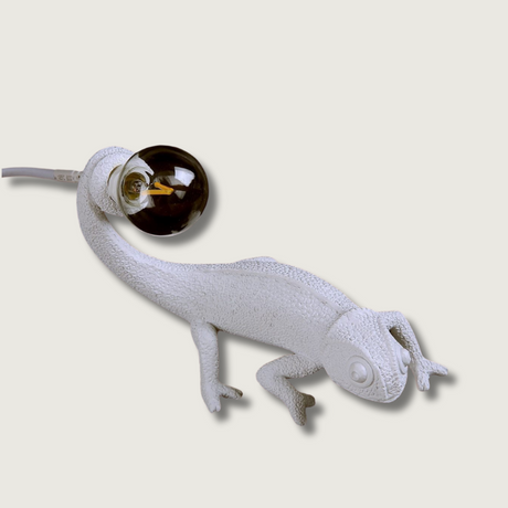 Modern Lizard Table Lamp  White Resin Design - Product showcase