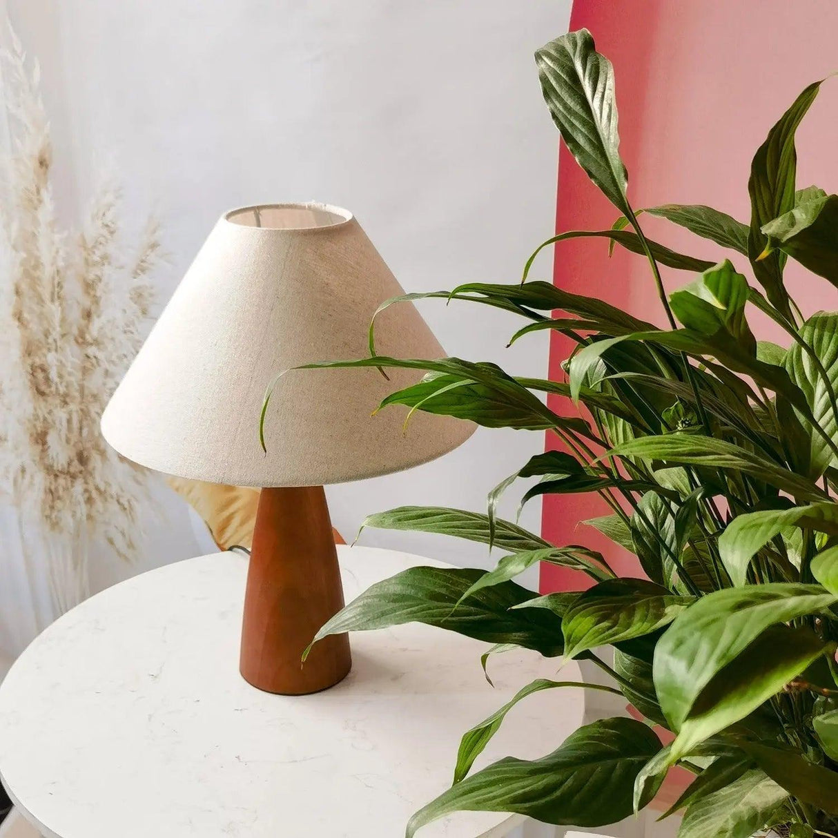 Retro Solid Wood Table Lamp  Conical Shade With Stitched Detail - Product detail 5